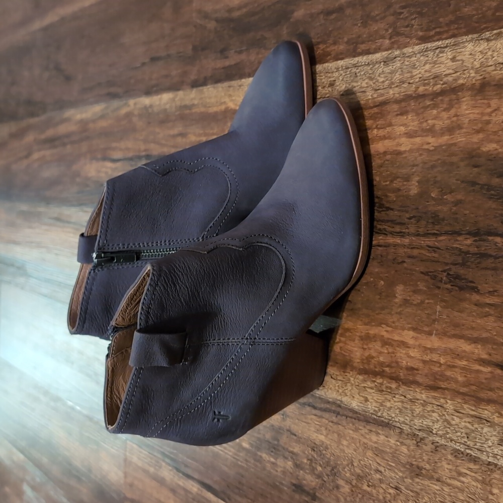 Frye Reina Booties